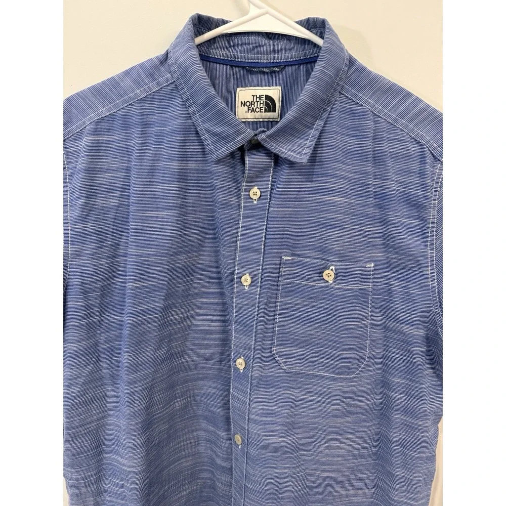 The‎ North Face Men's L Blue Button Up Shirt Short Sleeve Outdoor Casual Stripe